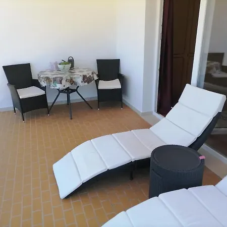 Apartment Apartman Ruza