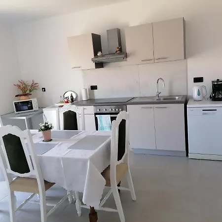 Apartman Ruza Apartment